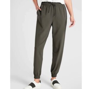Athleta Metropolis Jogger Olive Green Size 6